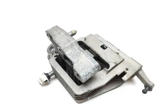 BMW X2 F39 Engine mount bracket 17276810 160218 8743621