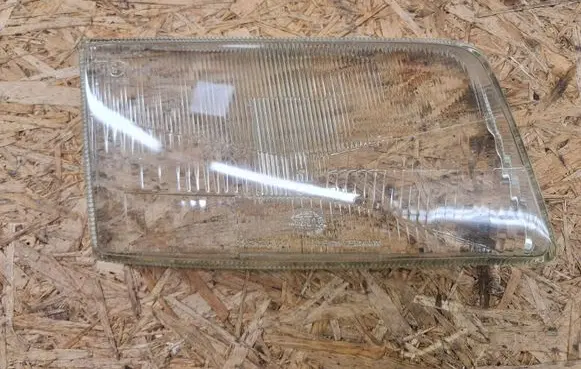 Audi 100 200 5000 C3 Headlight lense 302137170 HELLA