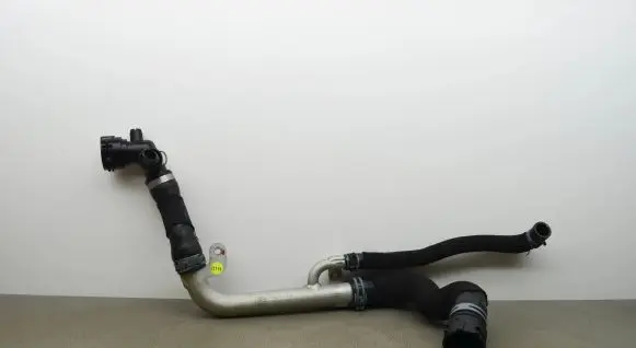 Audi A7 S7 4K8 Engine coolant pipe/hose 4K0121045E 4K0121056B