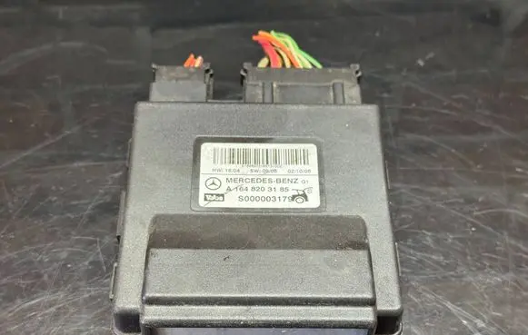 Mercedes-Benz ML W164 Tailgate/trunk control unit/module A1648203185 S000003179