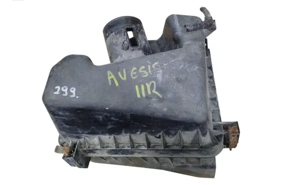 Toyota Avensis T270 Air filter box 