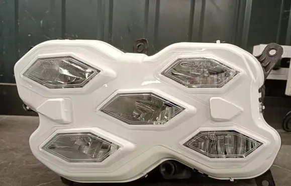 Volkswagen Golf VIII LED Daytime headlight 