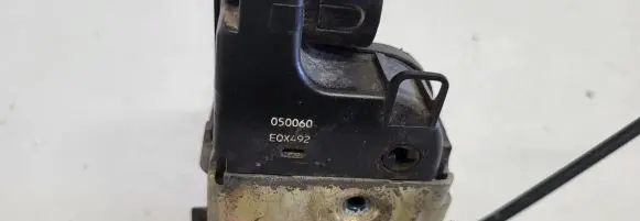 Nissan Primera Front door lock 050060 267X03