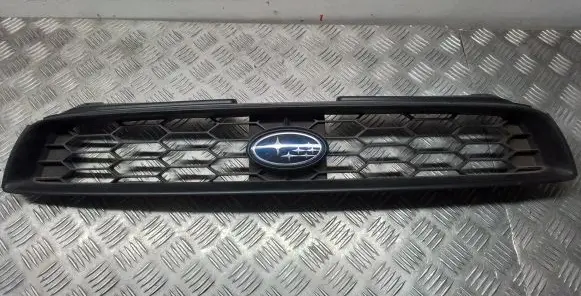 Subaru Impreza II Front grill 91121FE000