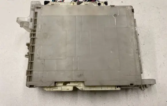 Toyota Yaris Other control units/modules 8273052G40 2L250937 3362