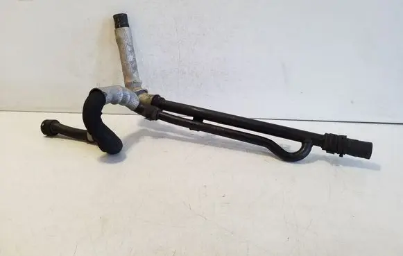 Porsche Cayenne (92A) Engine coolant pipe/hose 7P6121070AP