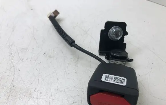 Hyundai i20 (BC3 BI3) Rear seatbelt buckle 89830Q0000NNB