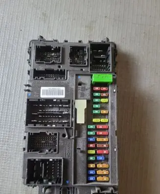 Ford Fusion II Central body control module DG9T14B476B DG9T15604