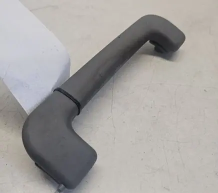 Audi A6 S6 C5 4B Front interior roof grab handle 8L0947105A