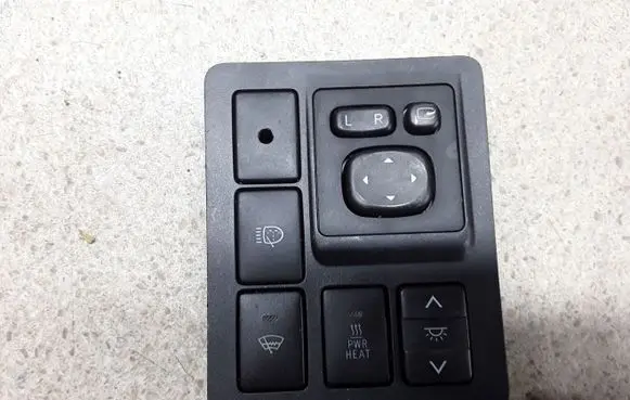 Toyota Land Cruiser (J150) A set of switches 183646 5544660120