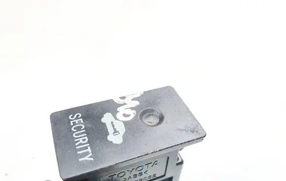 Toyota Corolla E120 E130 Alarm switch 489082 098-1l45