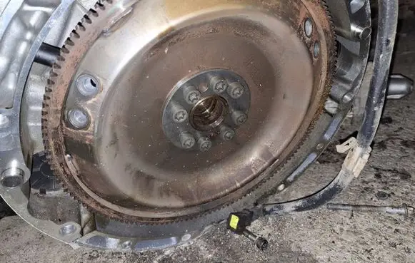 Mercedes-Benz ML W164 Flywheel a2720300712