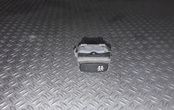 Renault Megane II Child safety switch 