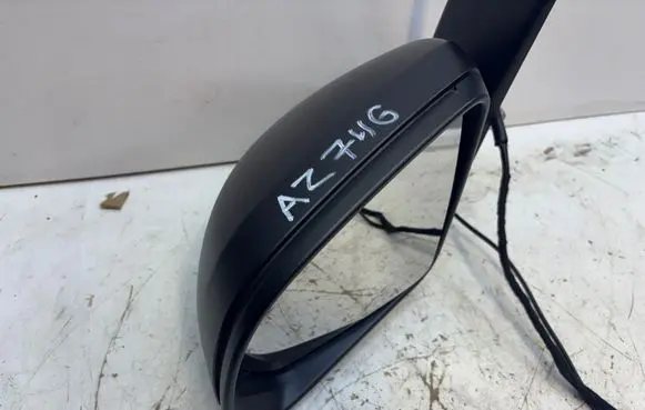 Mercedes-Benz Vito Viano W447 Front door electric wing mirror E90311032 A057273