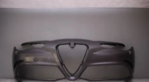 Alfa Romeo Giulia Front bumper