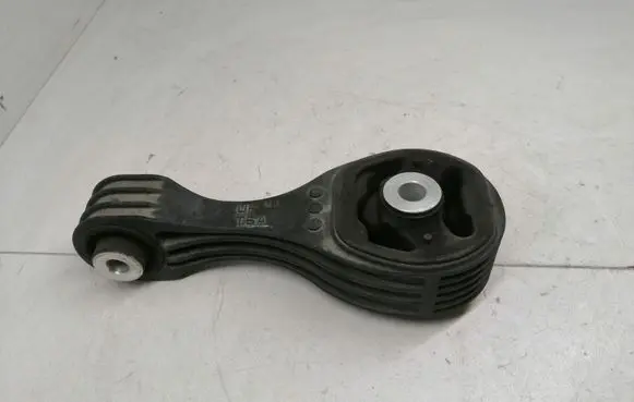 Honda HR-V Engine mount bracket T5A