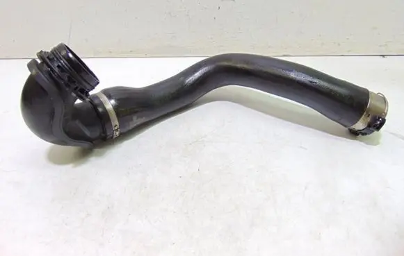 Opel Astra F Coolant pipe/hose 