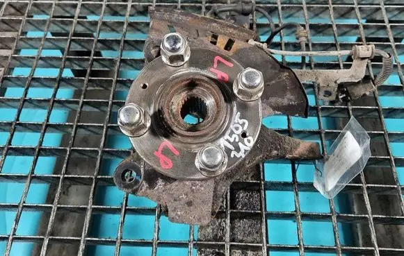 Hyundai i20 (PB PBT) Front wheel hub spindle knuckle IMPRK1505310