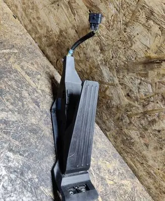 Infiniti Q50 Accelerator throttle pedal 0280755144 18002JJ90B