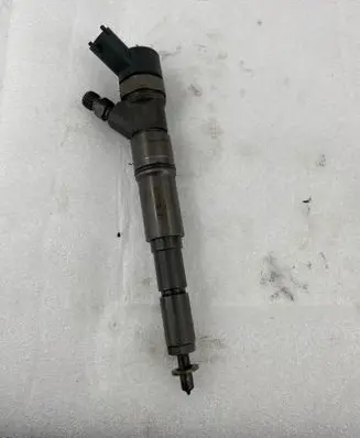 BMW 5 E39 Fuel injector 0445110048 38928 77850985