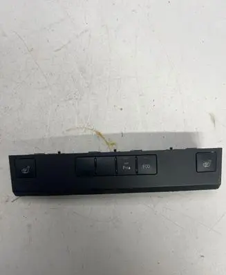 Mercedes-Benz E C207 W207 Seat heating switch A2079054900 03784513