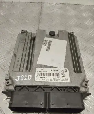 Maserati Quattroporte Engine control unit/module 670007174B