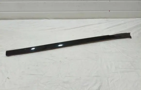 BMW X5M G05 F95 Windshield trim 7463527