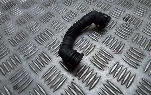 Volkswagen Cross Polo Breather/breather pipe/hose 03P103493A