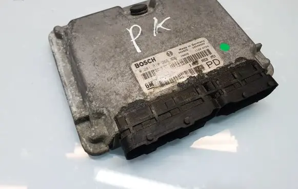 Opel Zafira A Engine control unit/module 0281010268