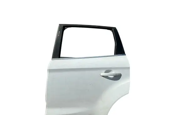 Ford Kuga I Rear door 
