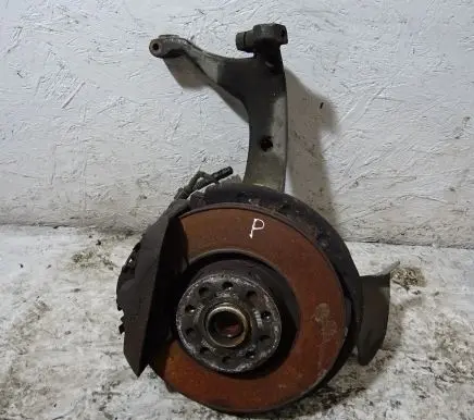 Volkswagen Phaeton Front wheel hub spindle knuckle