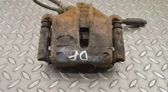 Peugeot 2008 II Front brake caliper