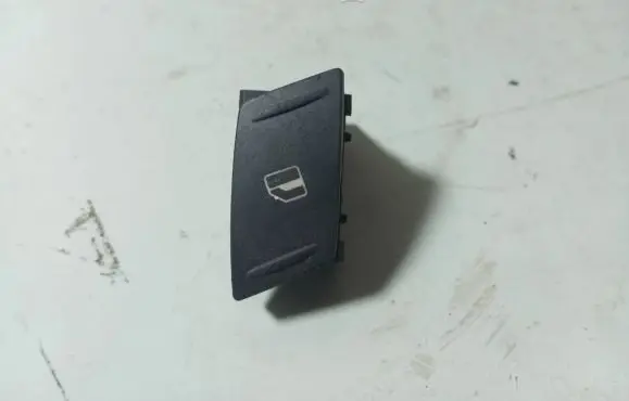 Skoda Octavia Mk2 (1Z) Electric window control switch 1Z0959855