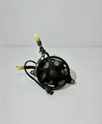 Mazda MPV II LW Power steering pump LC6232600F