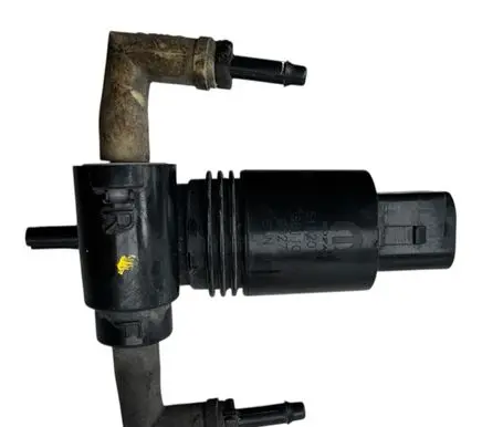BMW 5 F10 F11 Windscreen/windshield washer pump 05152075AC 002747 0801101D