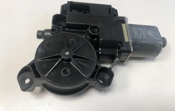 Volkswagen Cross Polo Rear door window regulator motor 6R0959811G