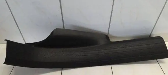 Citroen Berlingo Other sill/pillar trim element 9817356077