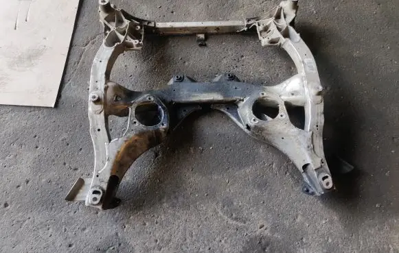 BMW 5 F10 F11 Front subframe 6797644