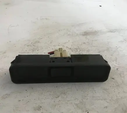 Suzuki Vitara (ET/TA) Quarter vent window switch 