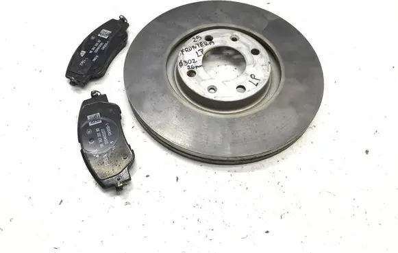 Opel Frontera Front brake disc 9809266280