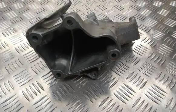 Mercedes-Benz GLE (W166 - C292) Engine mounting bracket A6512235004