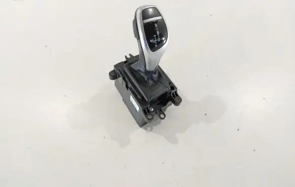 BMW 5 F10 F11 Gear shifter/selector 61317950392 7950392 61319252139