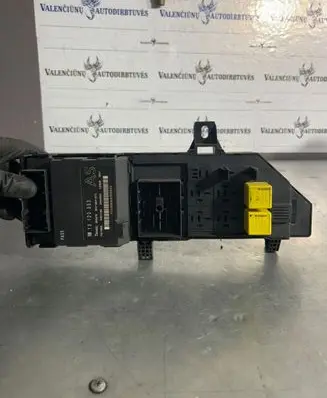 Opel Signum Fuse module 13120953 355476 SC718671373