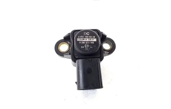 Mercedes-Benz E W212 Sensor A0071530028