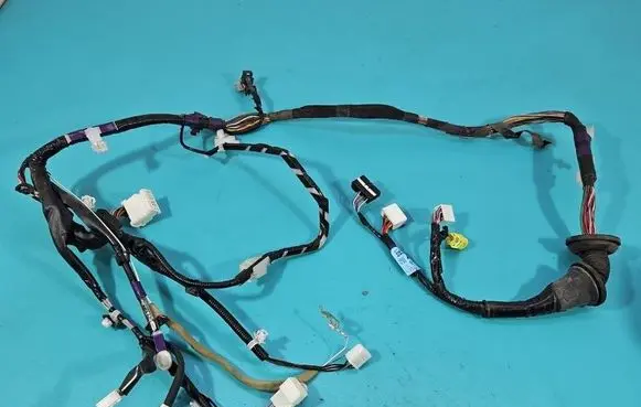 Toyota RAV 4 (XA40) Front door wiring loom AB15242B00B20 IMPRK1562932