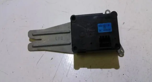 Mazda 323 F Air flap motor/actuator hb600bc1n