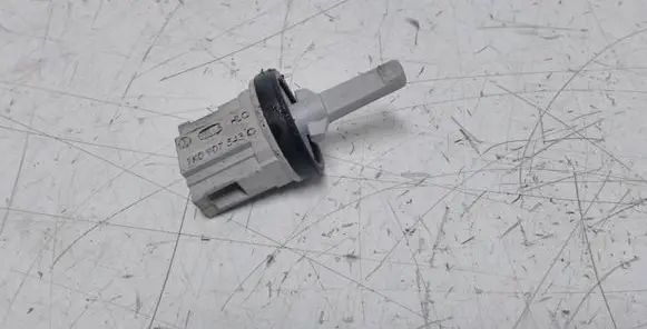 Interior temperature sensor