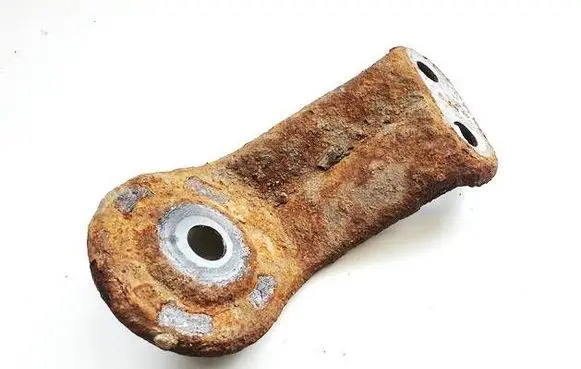 Toyota Avensis T250 Engine mounting bracket