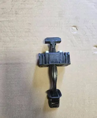 BMW X5 F15 Front door check strap stopper 7290595