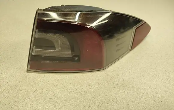 Rear/tail lights